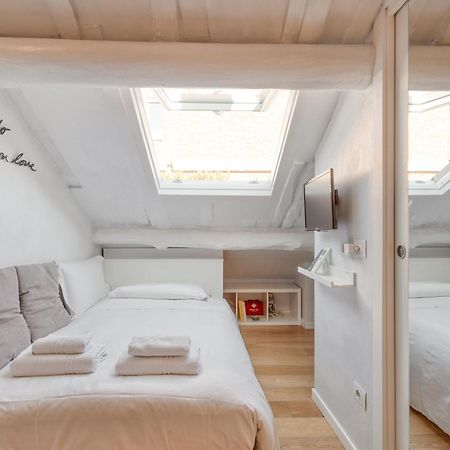 Bright Mini Studio In The Heart Of Milán Exterior foto