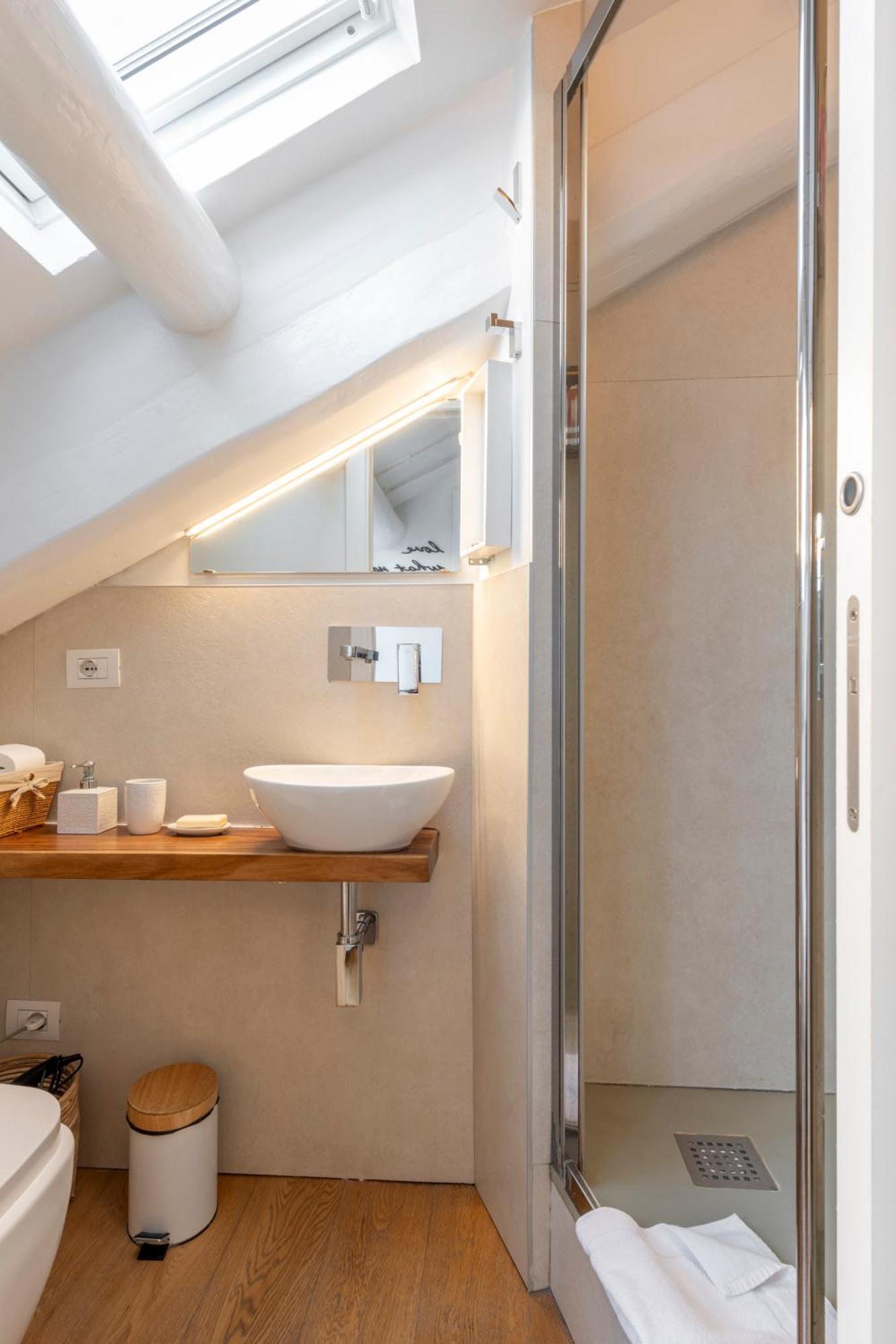 Bright Mini Studio In The Heart Of Milán Exterior foto